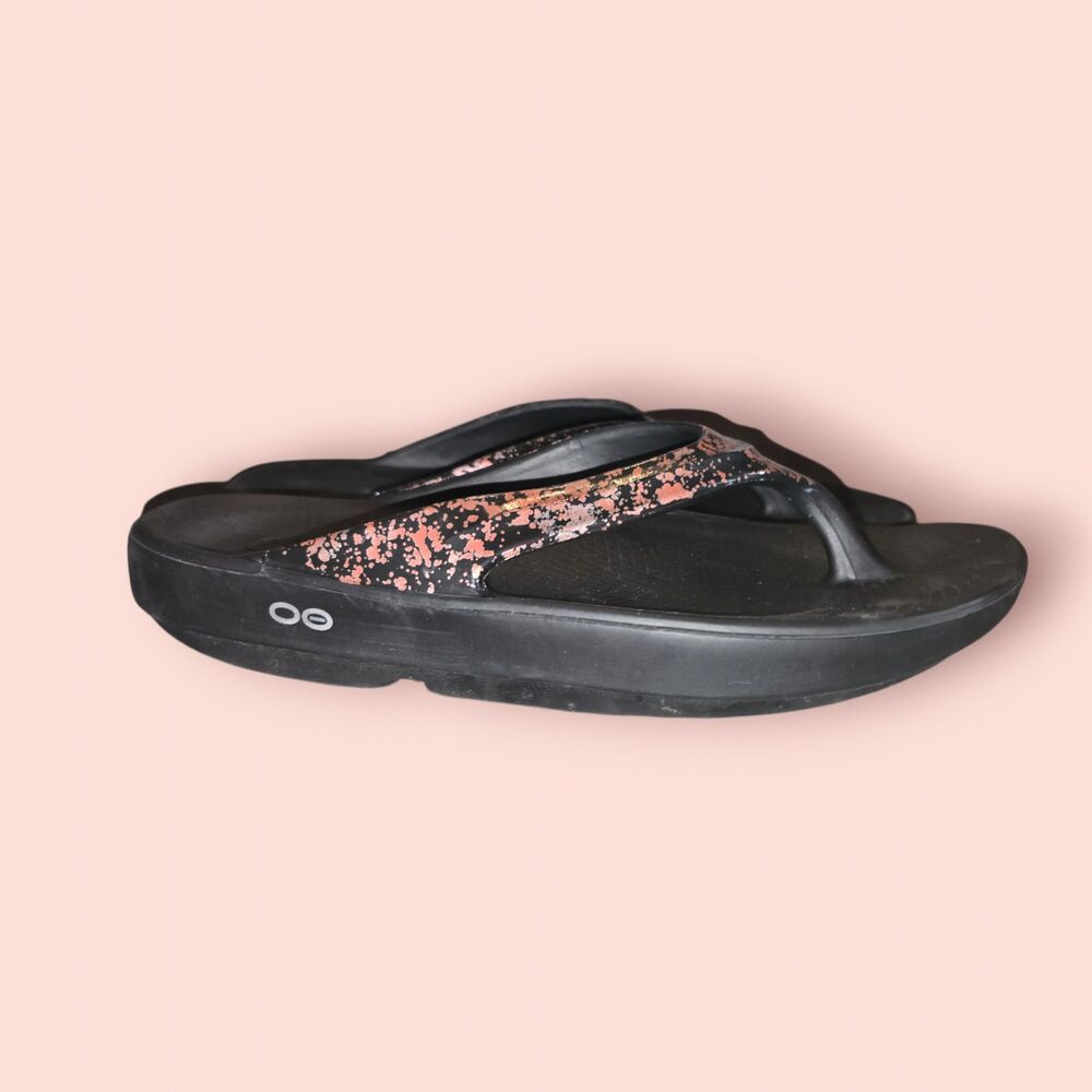 OOFOS OOlala Limited Recovery Sandals Black Orange Flip Flops Walking Comfort 11
